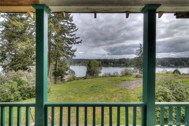 Property Photo:  2021 50th Ave NW  WA 98335 