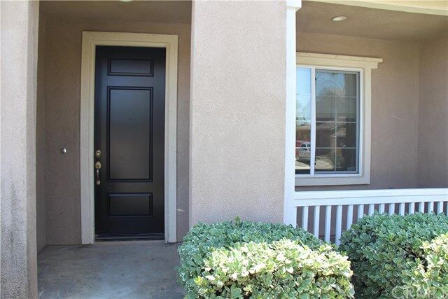 Property Photo:  27217 Bark Lane  CA 92555 