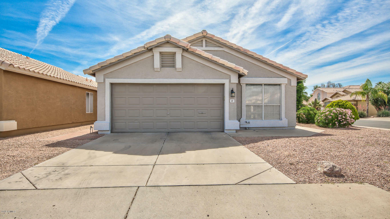 Property Photo:  1741 S Clearview Avenue 27  AZ 85209 