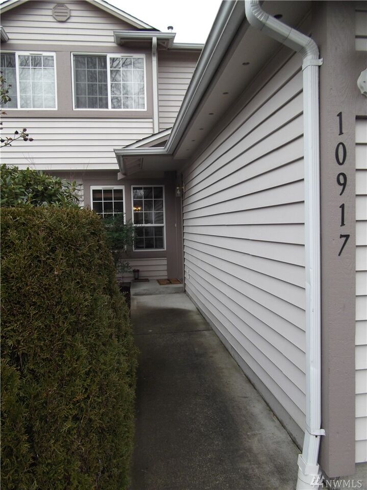Property Photo:  10917 63rd St E  WA 98372 