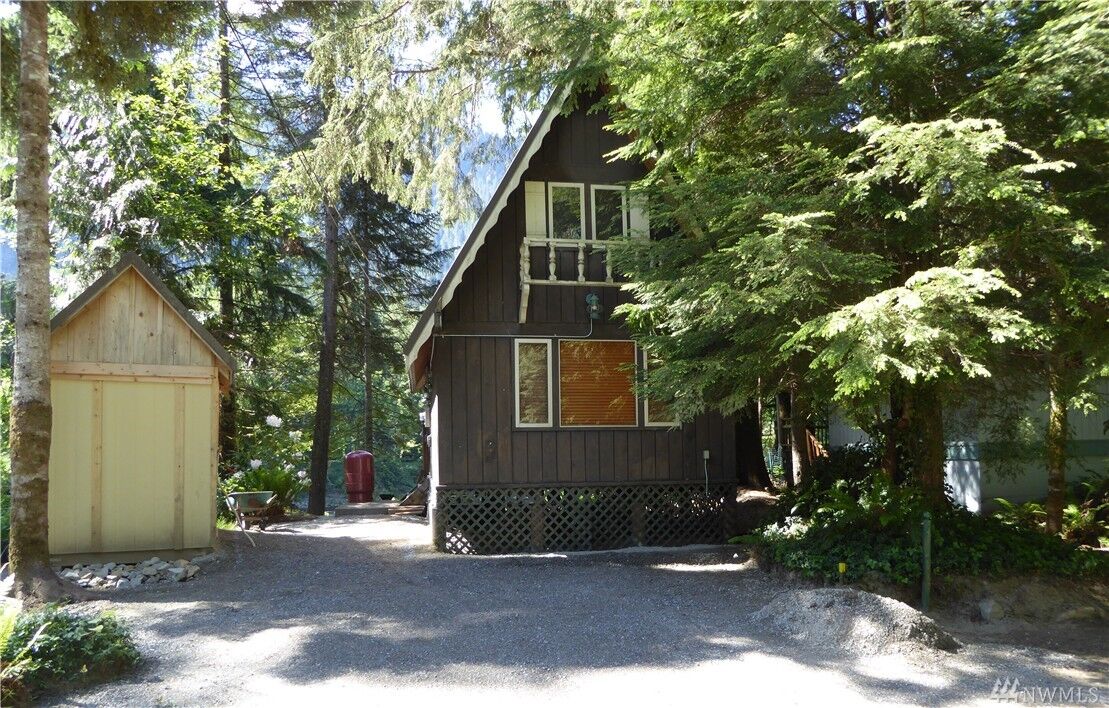 Property Photo:  51522 217th Place SE  WA 98256 