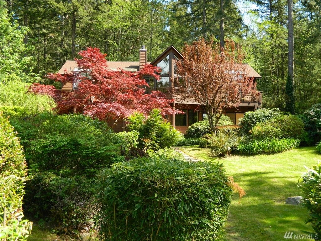 Property Photo:  5020 Alpenglow Dr NW  WA 98312 