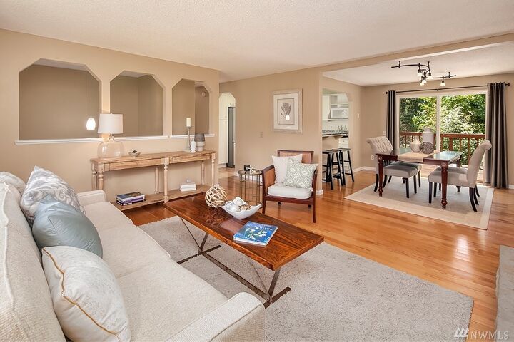 Property Photo: 3031 NE 195th St WA 98155