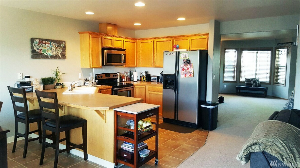 Property Photo: 8433 13th Ave SE WA 98513