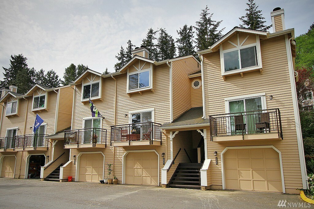 Property Photo: 12727 NE 171st Lane WA 98072