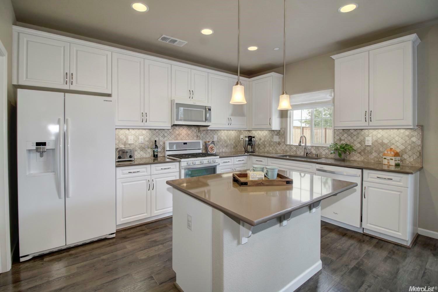 Property Photo:  7657 Chappelle Way  CA 95757 