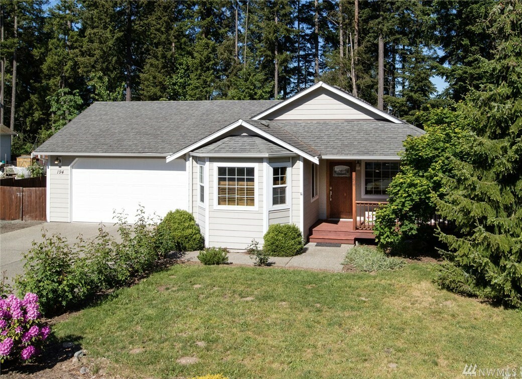 Property Photo: 194 Baumgartner Place N WA 98328