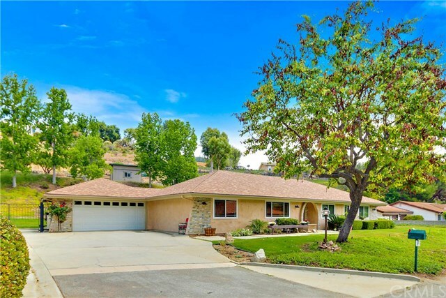 Property Photo:  1464 Bonnie Jean Lane  CA 90631 