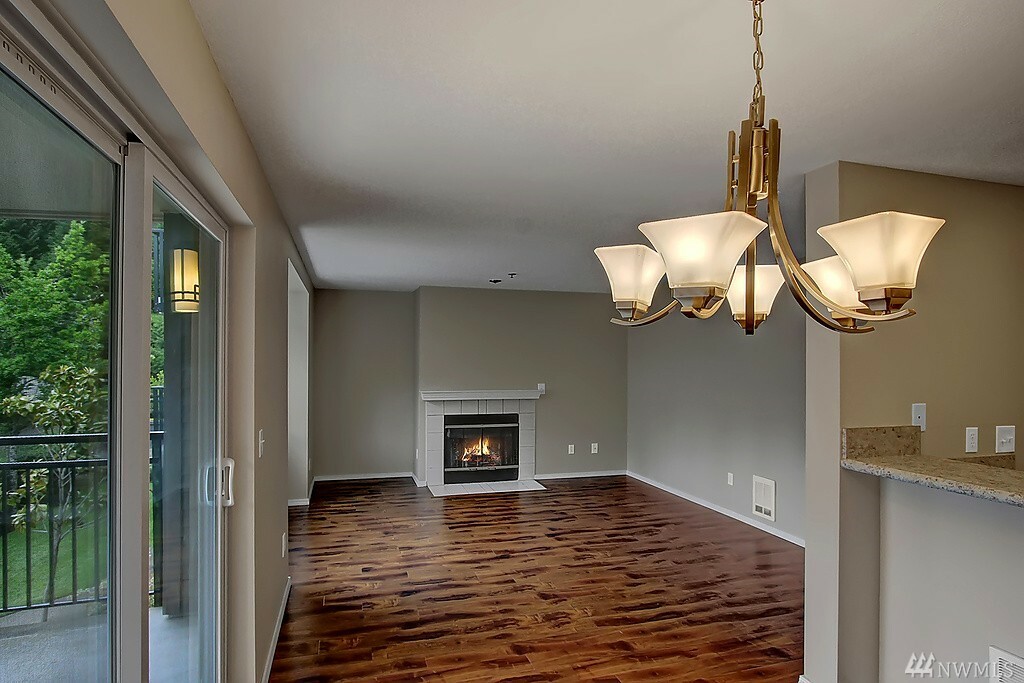 Property Photo: 19410 Bothell Wy NE D202 WA 98011