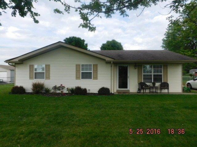 Property Photo:  60 Young Dr  KY 40484 