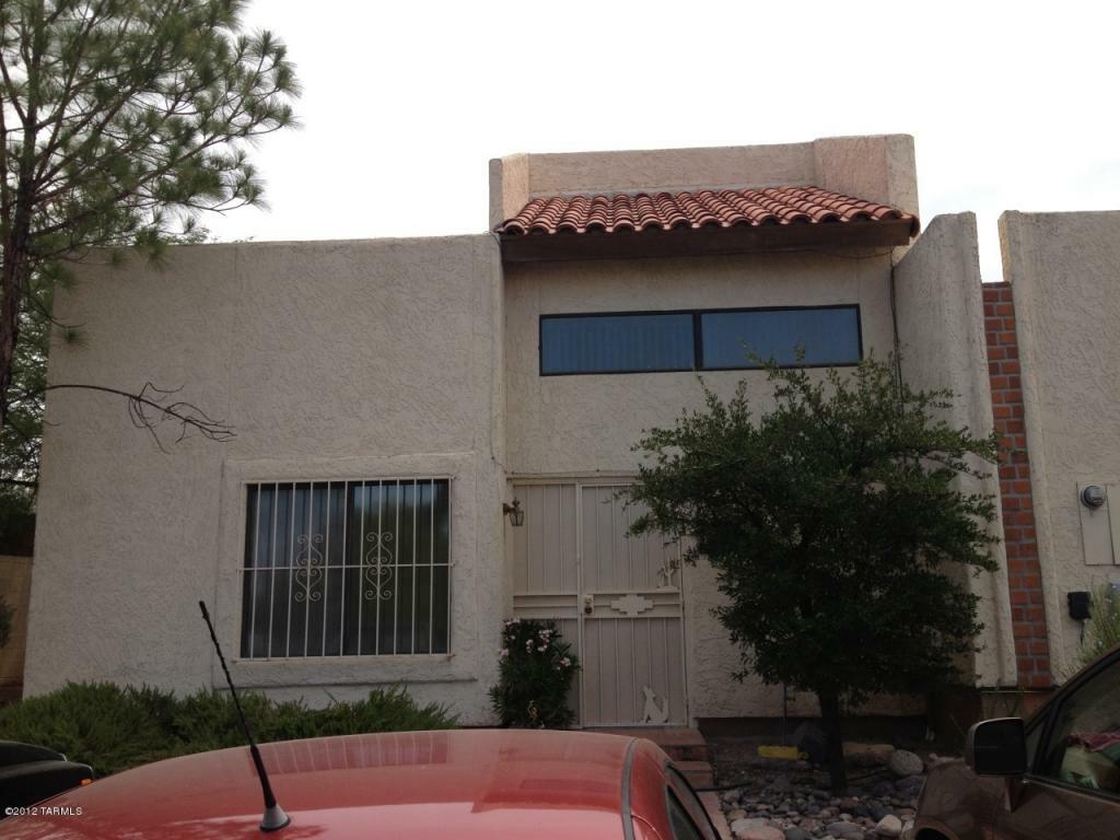 Property Photo:  2534 N Ironwood Ridge Drive  AZ 85745 