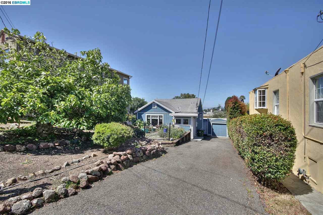 Property Photo: 623 Clayton Ave CA 94530