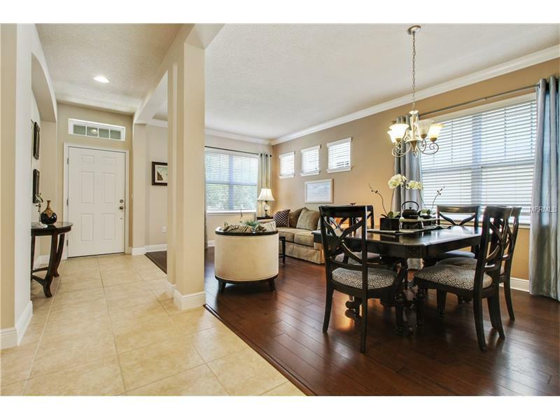 Property Photo:  7916 Hampton Lake Drive  FL 33647 