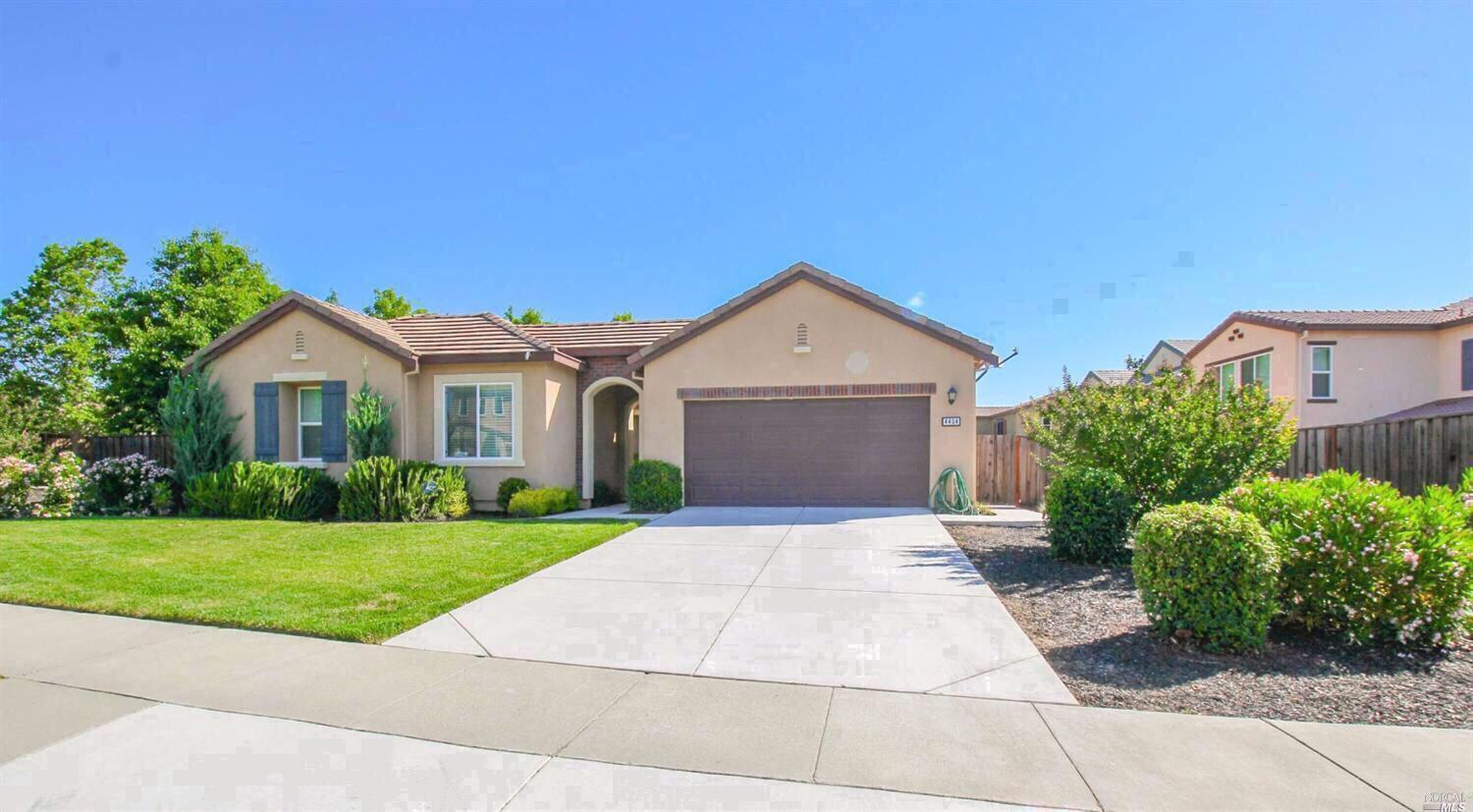 Property Photo:  4404 Avondale Circle  CA 94533 