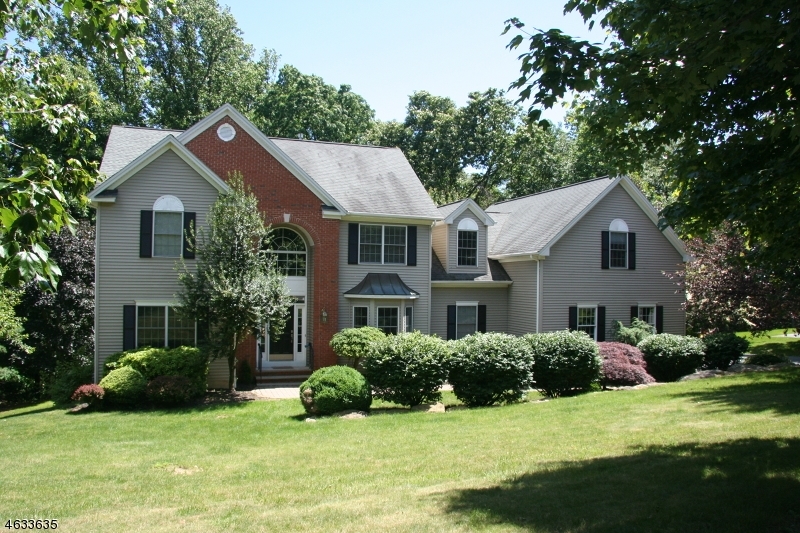 Property Photo:  19 Rustic Ridge Rd  NJ 07869 