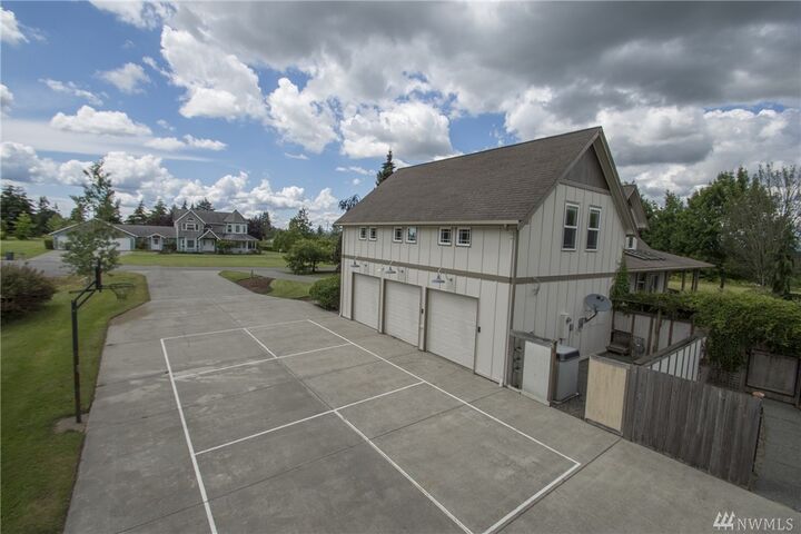 Property Photo:  3620 Carol Place  WA 98273 