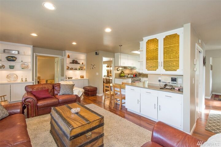 Property Photo: 4810 70th Ave NW WA 98335