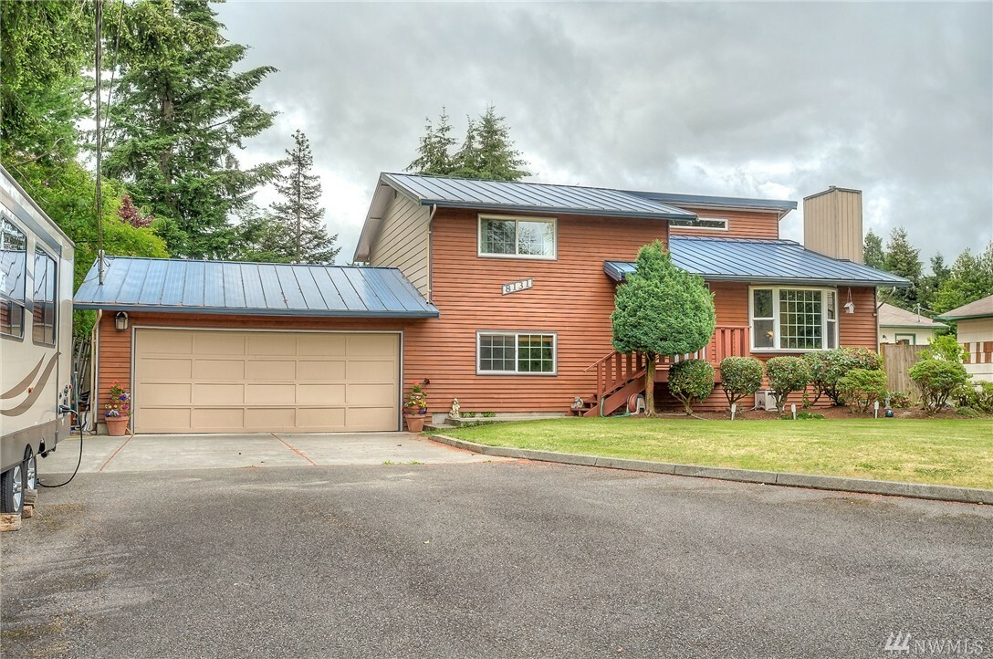 Property Photo:  8131 Florida Dr  WA 98203 