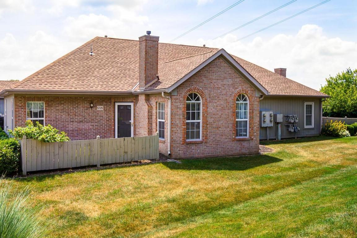 Property Photo: 5725 Willow Lake Drive OH 43123