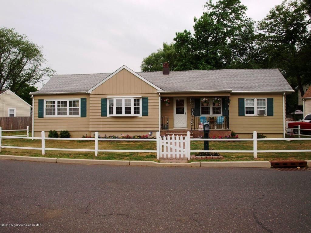 Property Photo:  906 Woodmere Drive  NJ 07735 