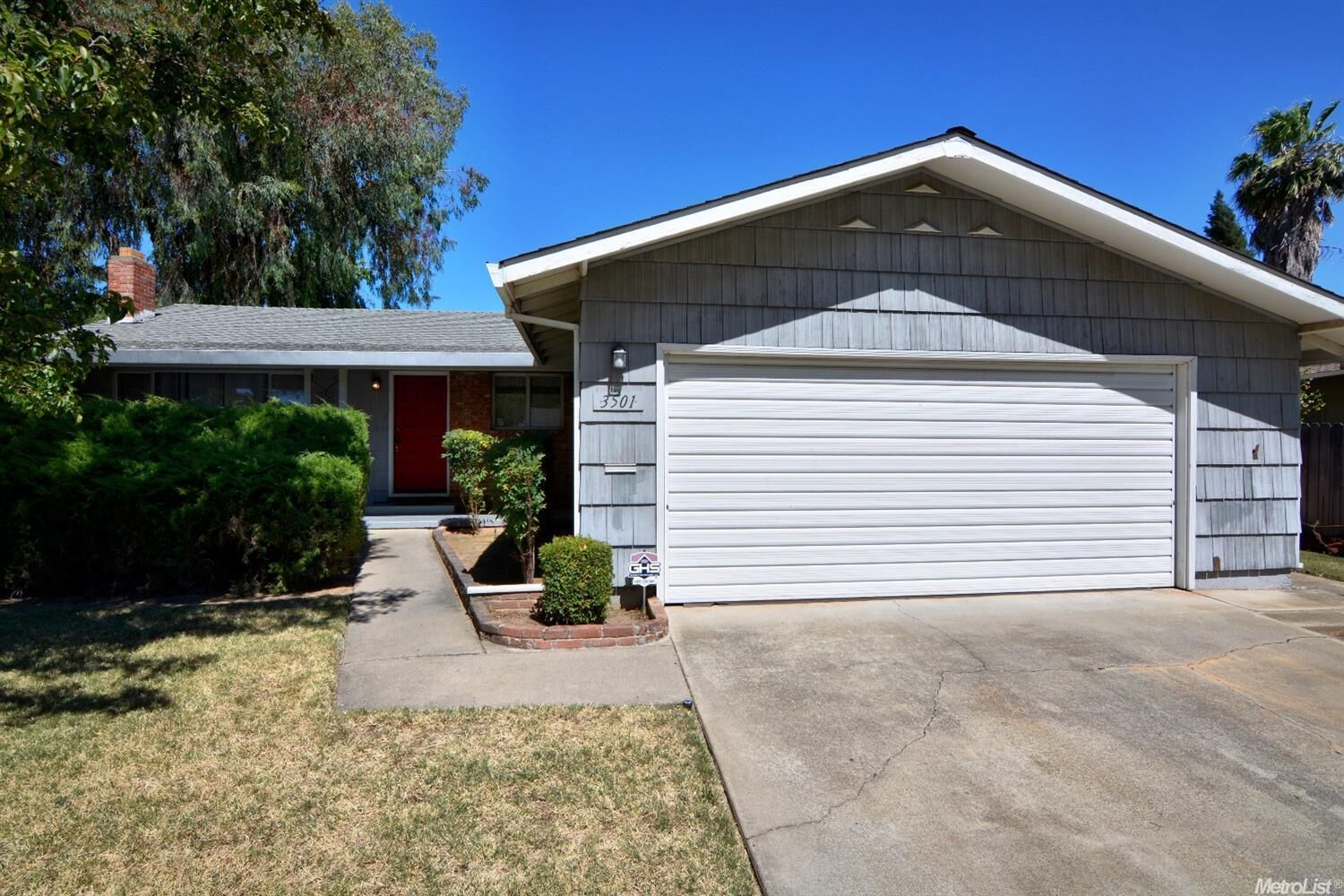 Property Photo: 3501 Mignon Street CA 95826