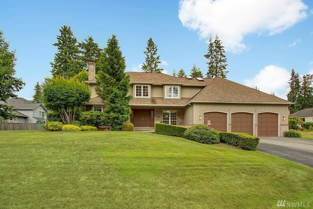 Property Photo: 20513 113th Dr SE WA 98296