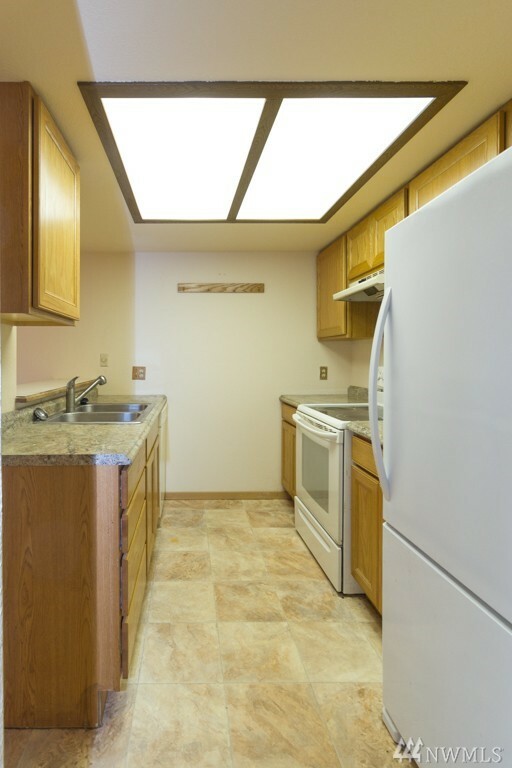 Property Photo: 1804 S 285th Place A-A WA 98003
