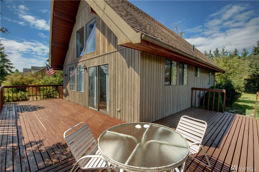 Property Photo:  5634 Salish Rd  WA 98230 