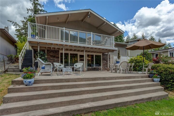 Property Photo: 339 Lakeside Drive WA 98284