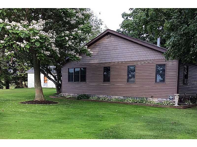 Property Photo:  11711 Old Lake Road  PA 16428 