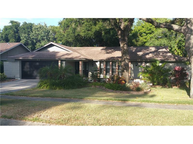 Property Photo: 2425 Indian Trail W FL 34683