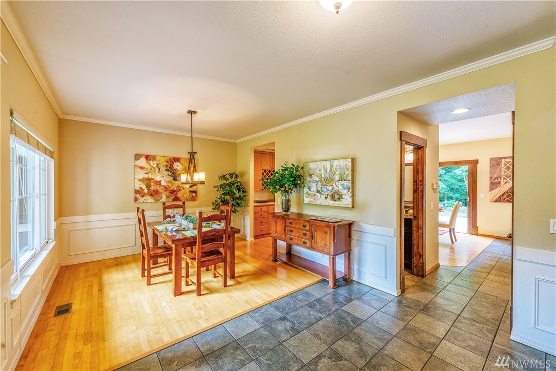 Property Photo: 6325 285th Court NE WA 98014