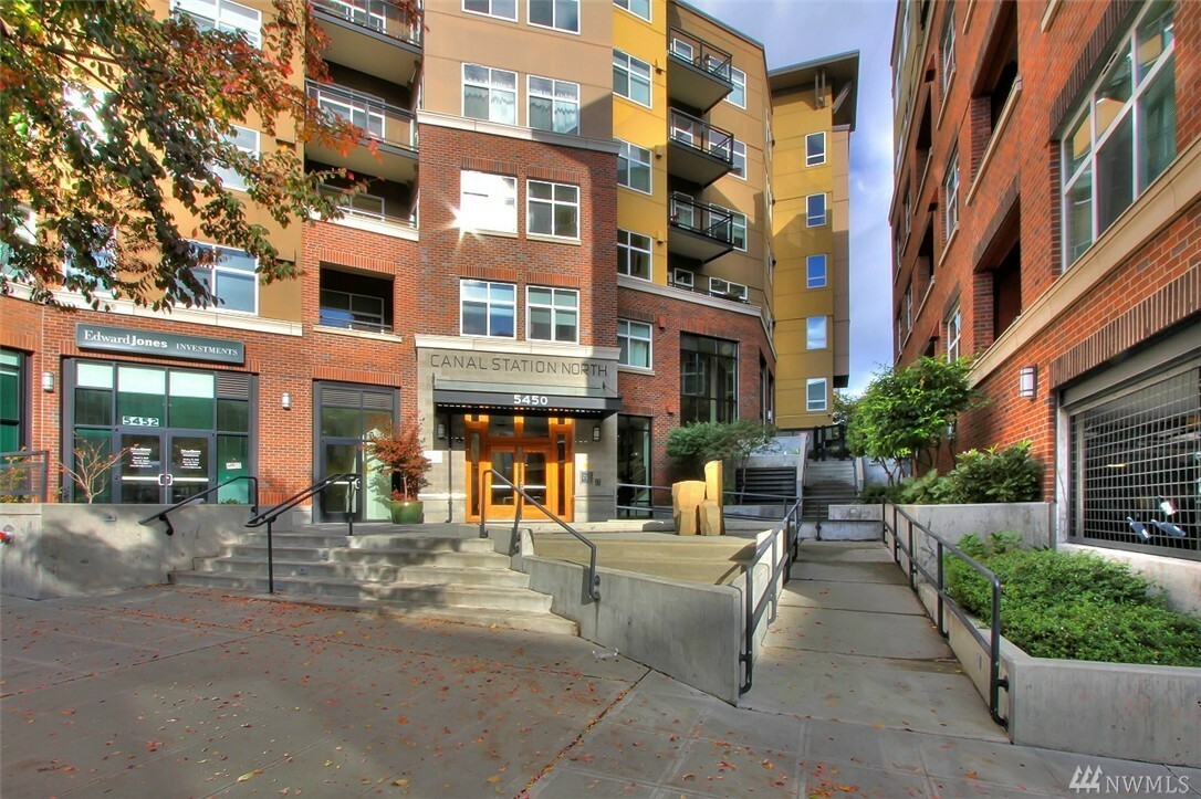 Property Photo:  5450 Leary Ave NW 359  WA 98107 