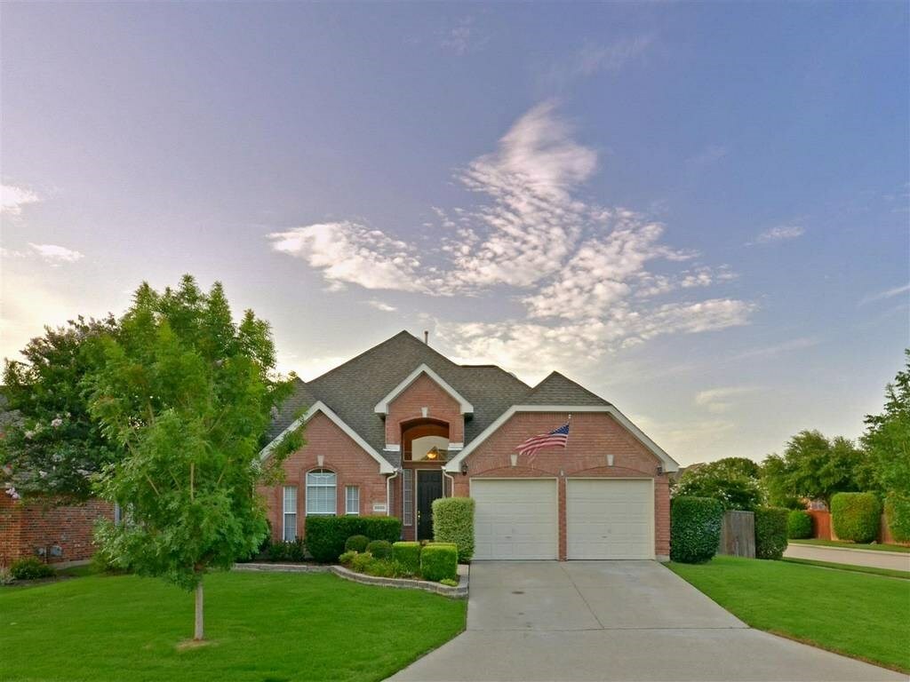 Property Photo:  8000 Whippoorwill Drive  TX 75070 