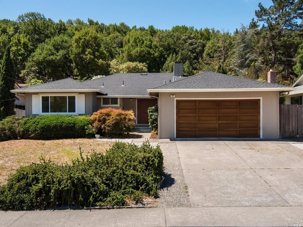 Property Photo: 525 Olive Avenue CA 94945