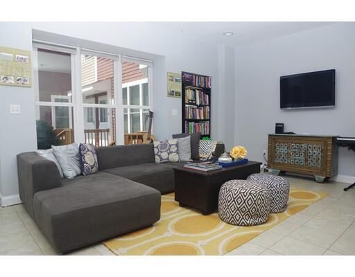 Property Photo: 910 Saratoga St 12 MA 02128