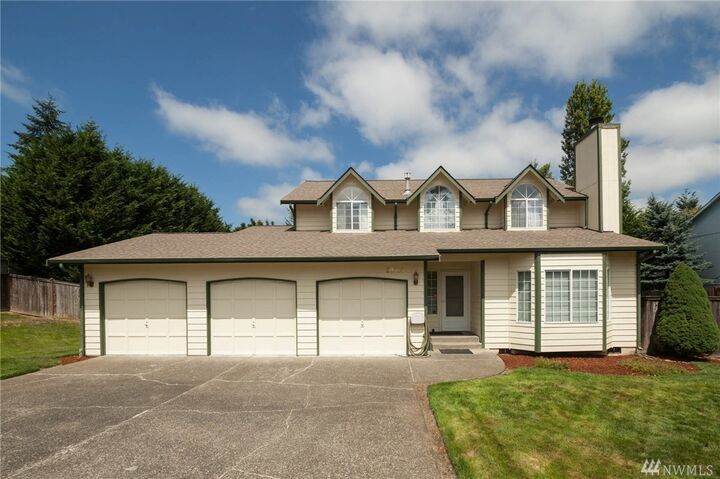 Property Photo:  20305 123rd St Ct E  WA 98391 