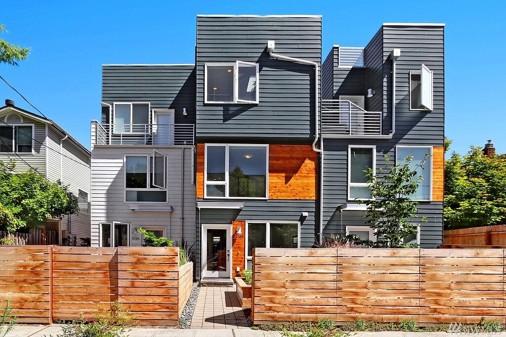 Property Photo:  3218 21st Ave W B  WA 98199 