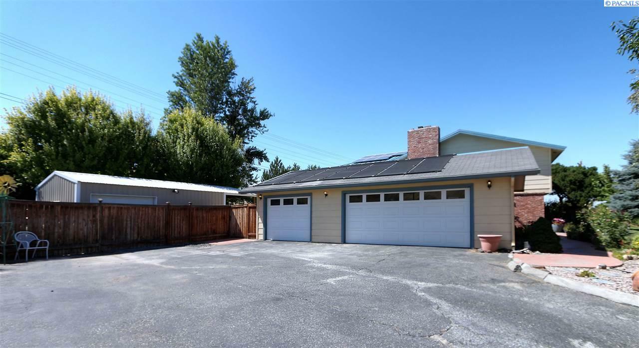 Property Photo:  4599 Ironton Ct  WA 99353 