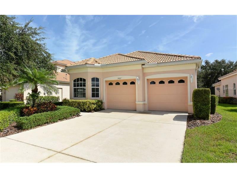 Property Photo: 7427 Birds Eye Terrace FL 34203