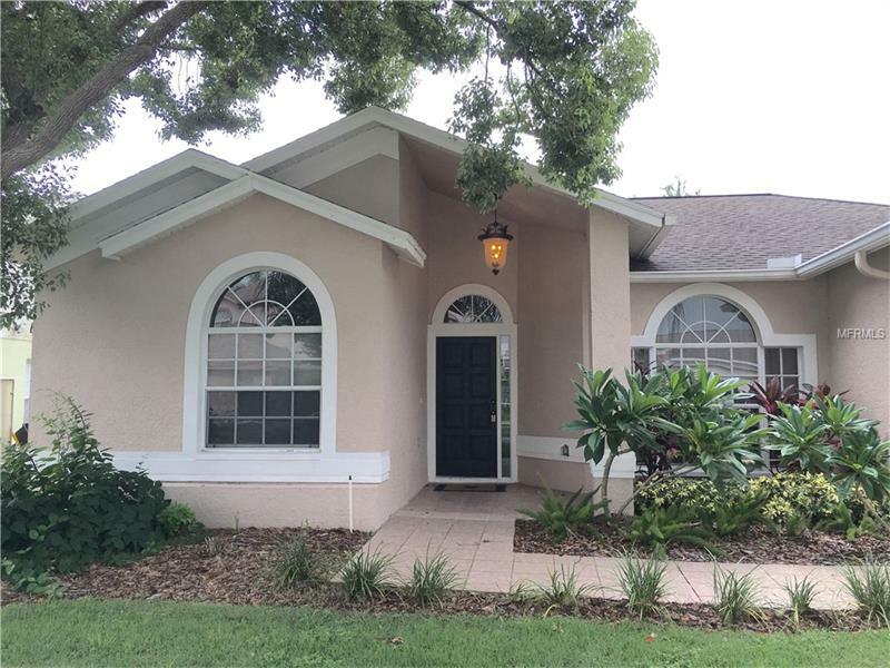 Property Photo:  11543 Glenmont Drive  FL 33635 