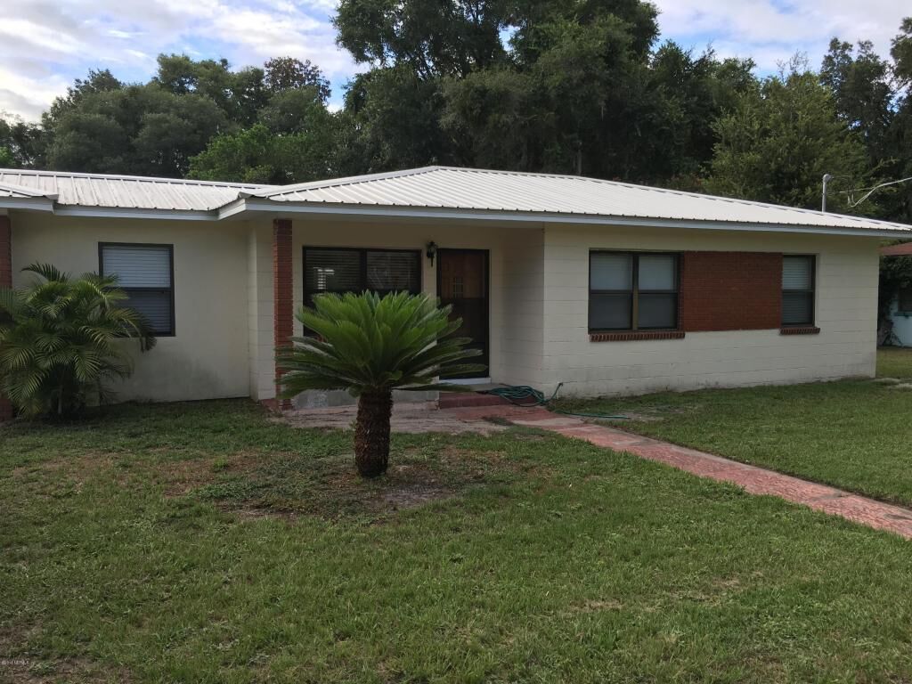 Property Photo:  2514 Silver Lake Drive  FL 32177 