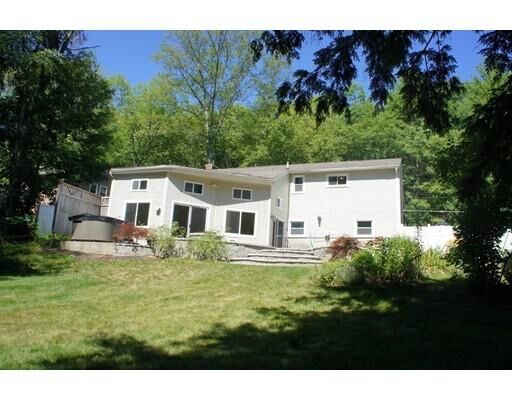 Property Photo:  38 Westwood Dr  MA 01566 