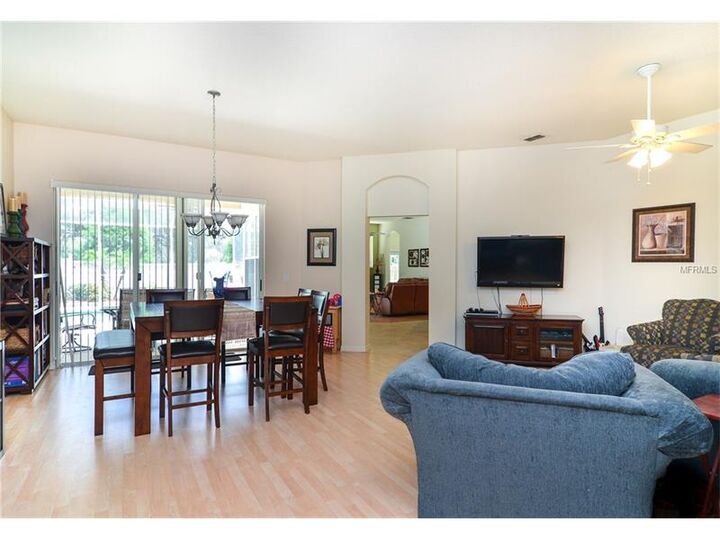 Property Photo: 10734 Moss Island Drive FL 33569