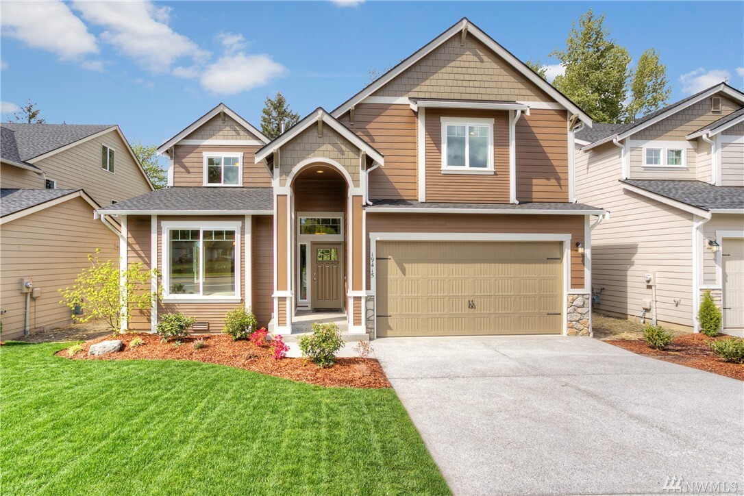 Property Photo:  19437 140th Ave SE  WA 98058 