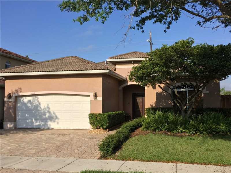 Property Photo:  1642 SE 16th Ave  FL 33035 