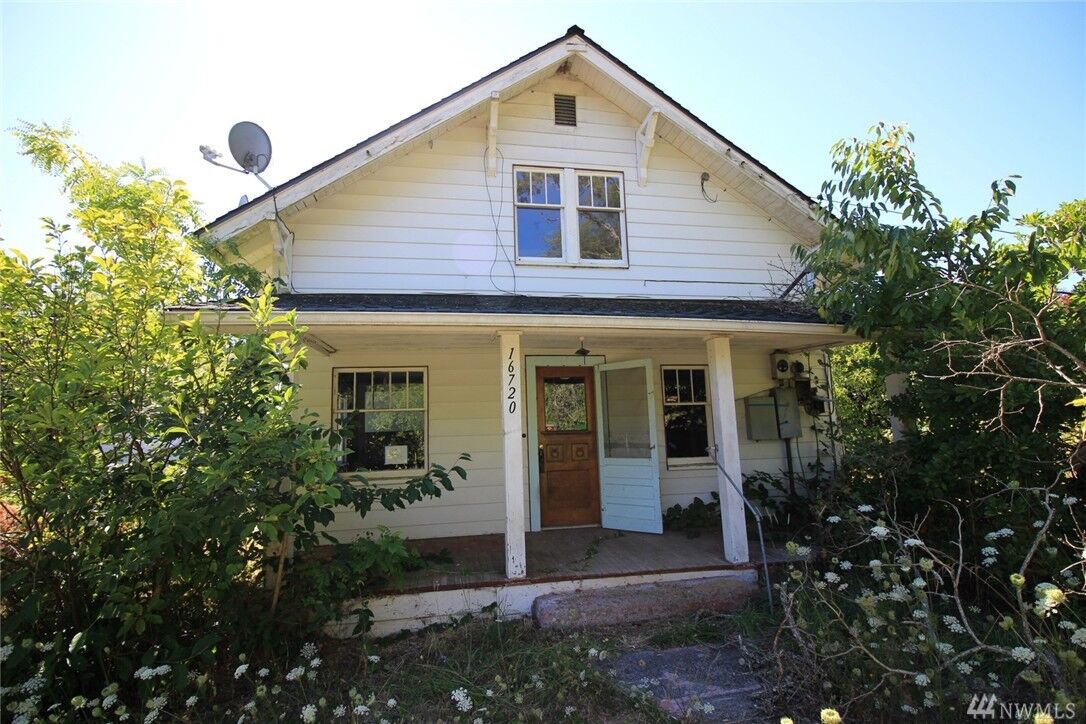 Property Photo: 16720 Erickson Rd Kps WA 98351