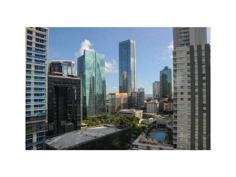 Property Photo:  1100 S Miami Ave 1702  FL 33130 