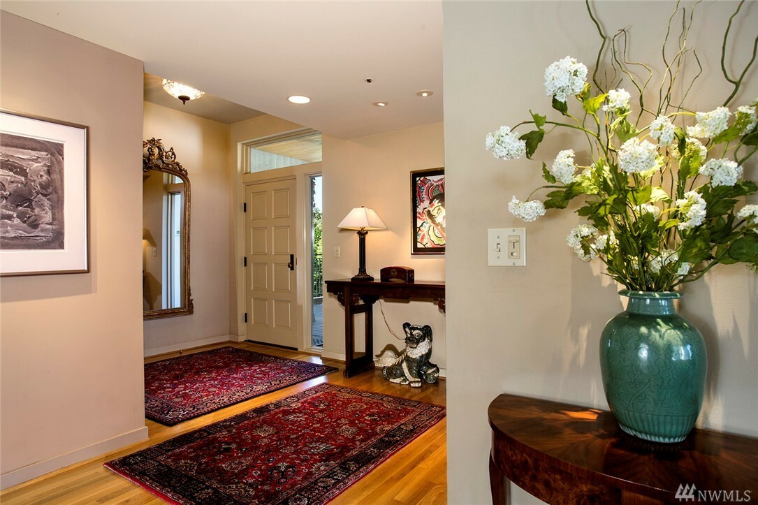Property Photo:  1009 Western Ave 1208  WA 98104 