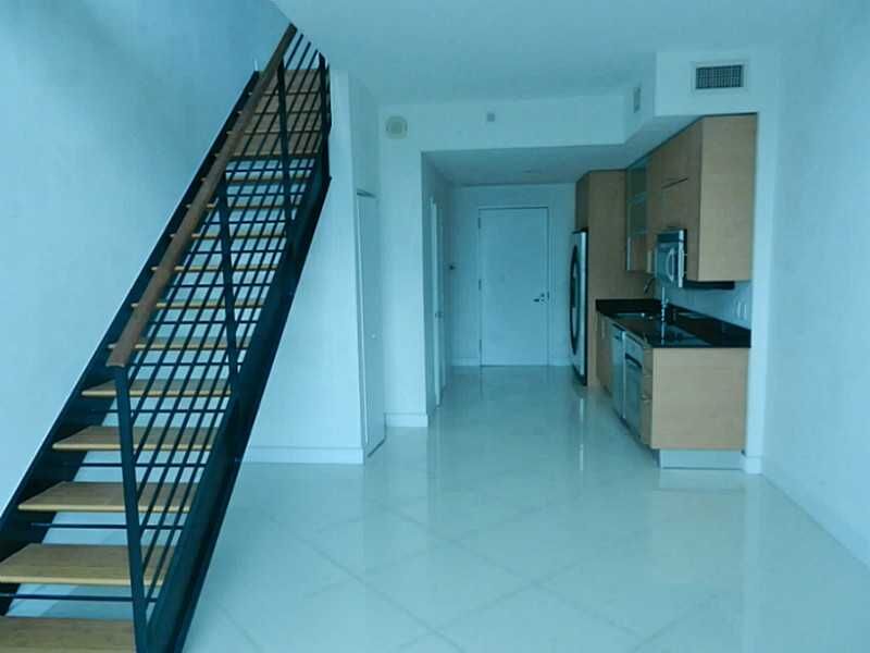 Property Photo:  60 SW 13 St 2012  FL 33130 